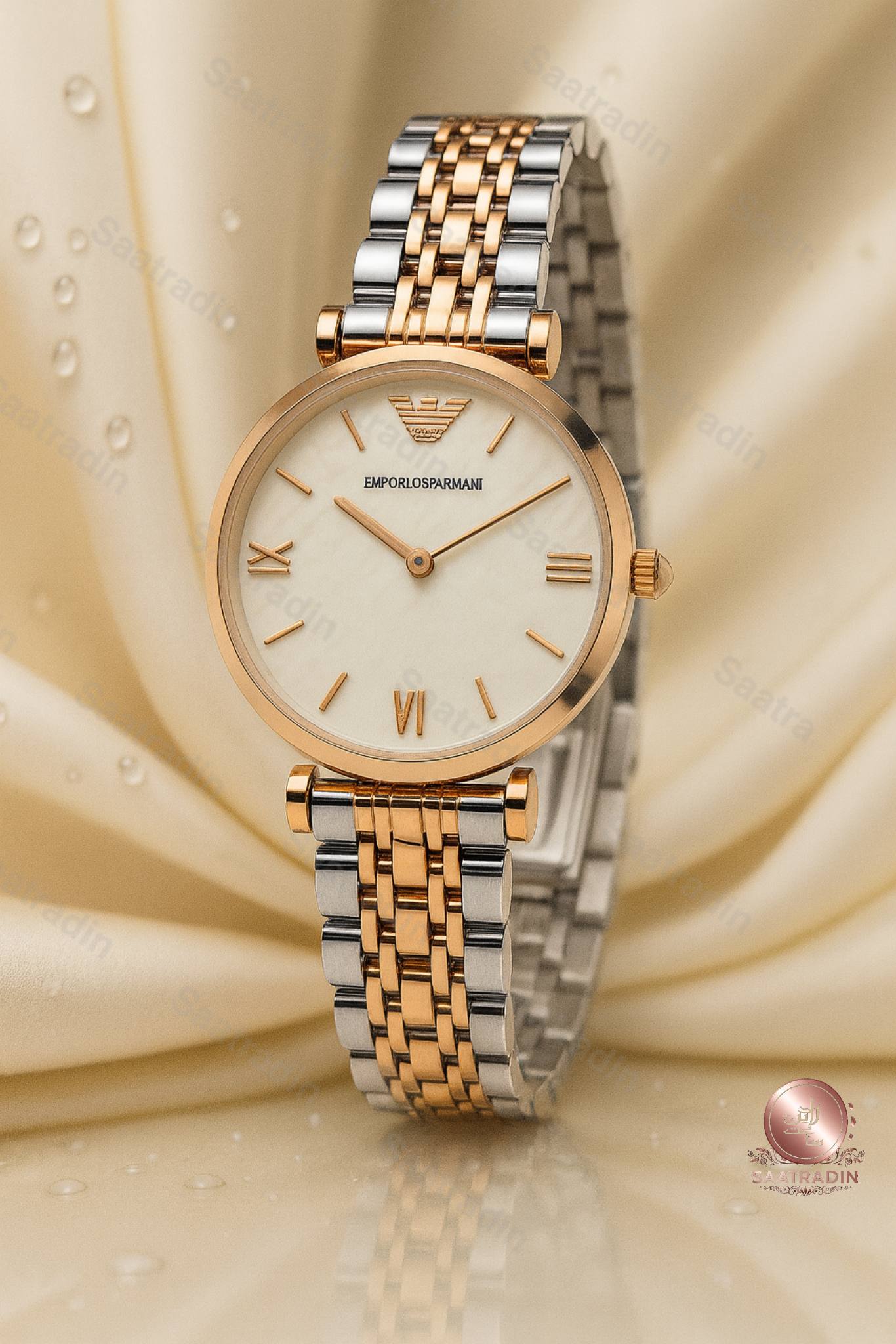 ساعت زنانه امپوریو آرمانی دو رنگ سایز ۳۲ – صفحه سفید صدفی – هایکپی درجهیک (Emporio Armani Two-Tone White Dial 32mm Women’s Watch) | ساعت رادین ساعت زنانه امپوریو آرمانی دو رنگ – عکس ژورنالی